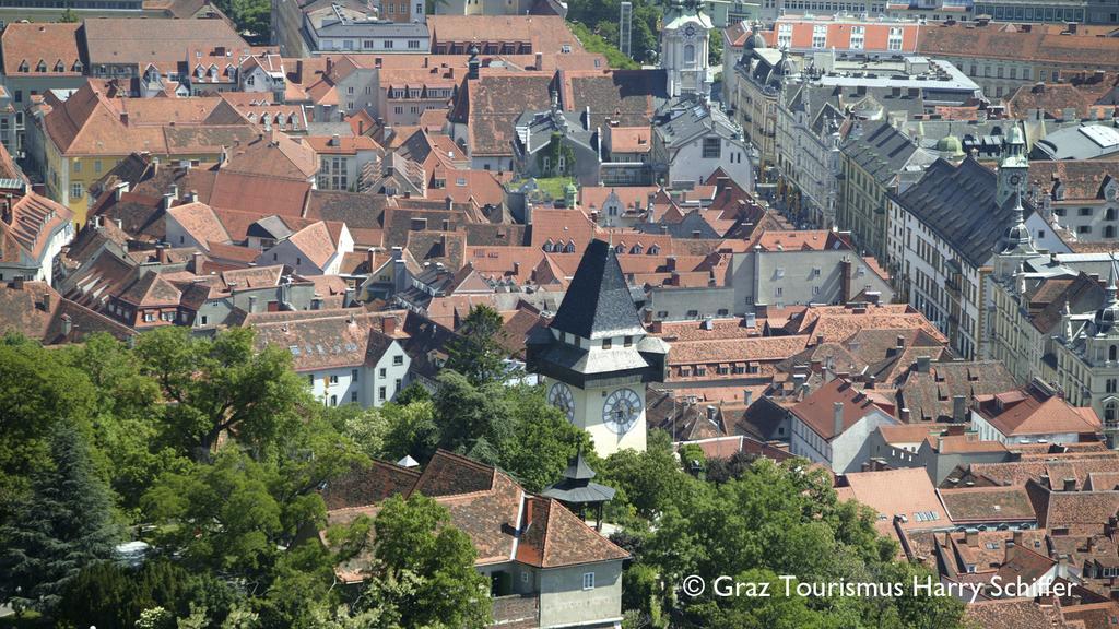 City De Lights Graz Bilik gambar
